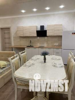 1-к квартира, посуточно, 55м2, 1/1 этаж