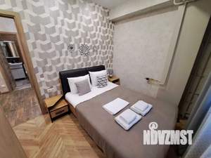 2-к квартира, посуточно, 42м2, 1/5 этаж