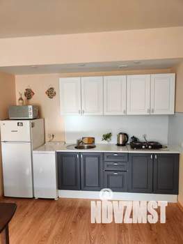 2-к квартира, посуточно, 40м2, 1/2 этаж