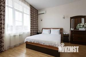 1-к квартира, посуточно, 40м2, 3/3 этаж