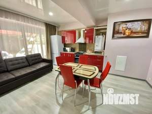 1-к квартира, посуточно, 40м2, 1/1 этаж