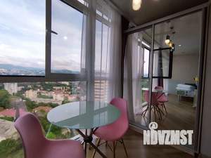 Студия квартира, посуточно, 37м2, 16/25 этаж