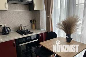 2-к квартира, посуточно, 33м2, 3/3 этаж