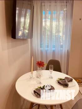 Студия квартира, посуточно, 30м2, 1/4 этаж
