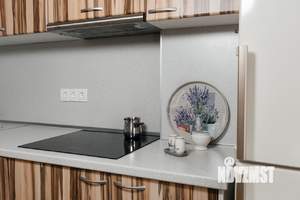 Студия квартира, посуточно, 43м2, 9/13 этаж
