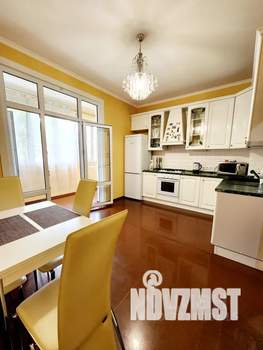 2-к квартира, посуточно, 97м2, 2/6 этаж