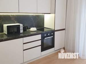 1-к квартира, посуточно, 46м2, 3/18 этаж