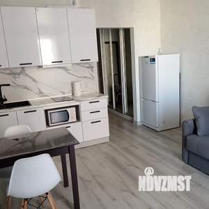 Студия квартира, посуточно, 30м2, 7/12 этаж