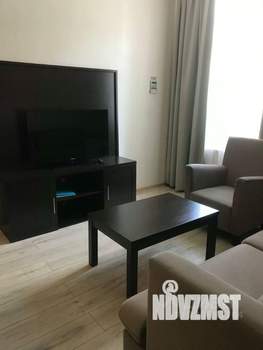 1-к квартира, посуточно, 50м2, 1/1 этаж