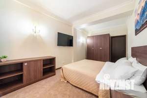 1-к квартира, посуточно, 72м2, 4/5 этаж