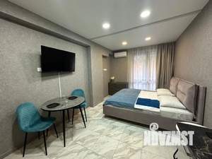 Студия квартира, посуточно, 28м2, 2/16 этаж