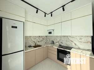 2-к квартира, посуточно, 42м2, 6/7 этаж