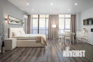 Студия квартира, посуточно, 40м2, 4/7 этаж