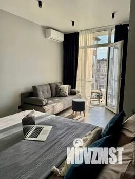 Студия квартира, посуточно, 30м2, 6/7 этаж