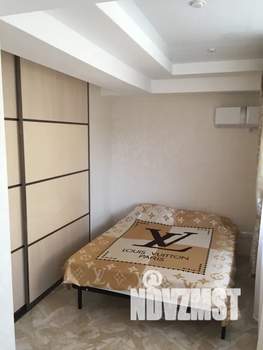 Студия квартира, посуточно, 40м2, 2/5 этаж