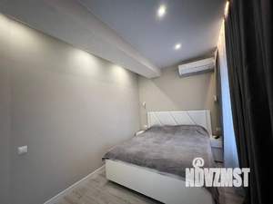 Студия квартира, посуточно, 40м2, 3/13 этаж