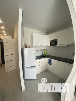 Студия квартира, посуточно, 30м2, 11/17 этаж