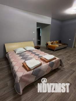 2-к квартира, посуточно, 50м2, 1/2 этаж