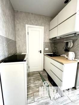 Студия квартира, посуточно, 27м2, 10/12 этаж