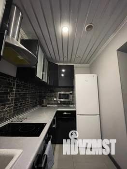 Студия квартира, посуточно, 45м2, 1/21 этаж