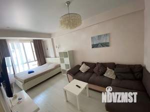 Студия квартира, посуточно, 38м2, 11/12 этаж