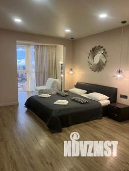 1-к квартира, посуточно, 50м2, 13/18 этаж
