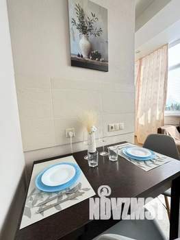 Студия квартира, посуточно, 42м2, 9/13 этаж