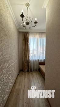 1-к квартира, посуточно, 38м2, 3/3 этаж