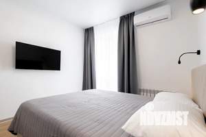 1-к квартира, посуточно, 47м2, 18/22 этаж