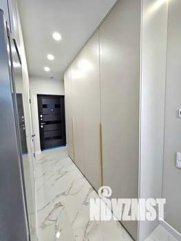 1-к квартира, посуточно, 38м2, 10/18 этаж