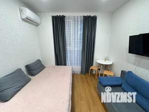 Студия квартира, посуточно, 16м2, 1/20 этаж