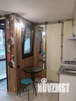 Студия квартира, посуточно, 15м2, 2/2 этаж