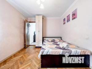 2-к квартира, посуточно, 40м2, 1/1 этаж