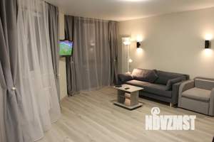 2-к квартира, посуточно, 55м2, 10/22 этаж
