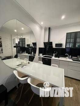 Студия квартира, посуточно, 41м2, 2/4 этаж