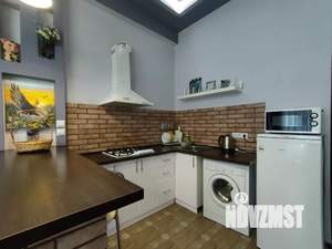 Студия квартира, посуточно, 34м2, 1/5 этаж