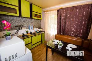 2-к квартира, посуточно, 56м2, 1/1 этаж