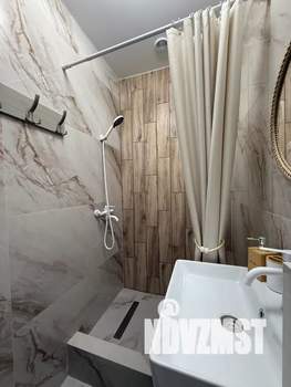 Студия квартира, посуточно, 34м2, 2/3 этаж