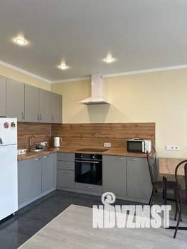 1-к квартира, посуточно, 37м2, 11/25 этаж