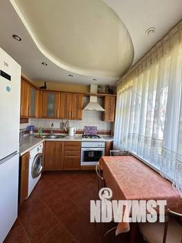 3-к квартира, посуточно, 75м2, 4/5 этаж