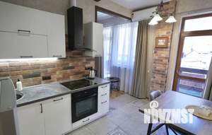 1-к квартира, посуточно, 40м2, 2/4 этаж