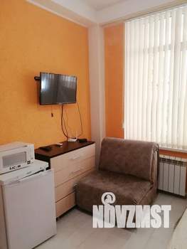 Студия квартира, посуточно, 20м2, 1/8 этаж