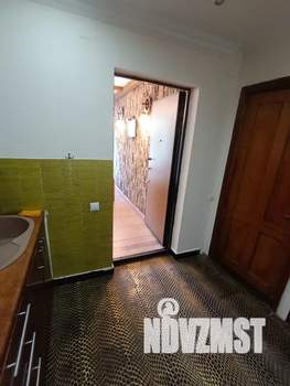 1-к квартира, посуточно, 18м2, 1/2 этаж