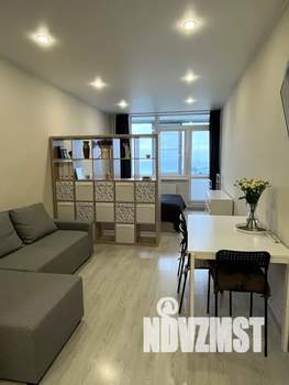 Студия квартира, посуточно, 33м2, 6/18 этаж