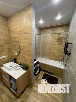 Студия квартира, посуточно, 36м2, 1/12 этаж