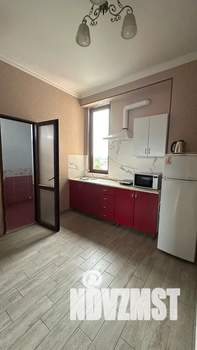 2-к квартира, посуточно, 45м2, 3/3 этаж