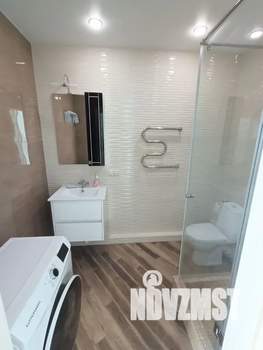 2-к квартира, посуточно, 37м2, 20/25 этаж