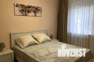 3-к квартира, посуточно, 10м2, 1/1 этаж