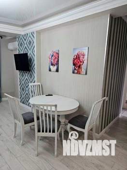 2-к квартира, посуточно, 70м2, 1/1 этаж