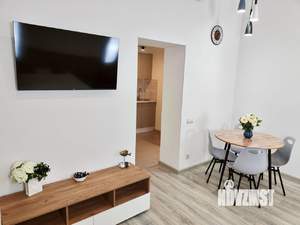 1-к квартира, посуточно, 40м2, 1/18 этаж